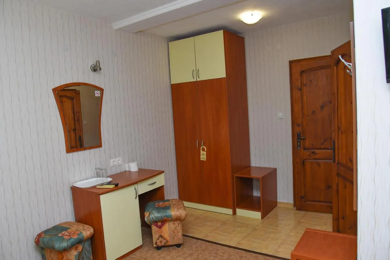 Homestay Comfortable Rooms Burgas